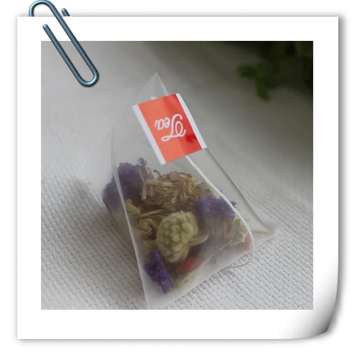 Bolso de té de forma de pirámide